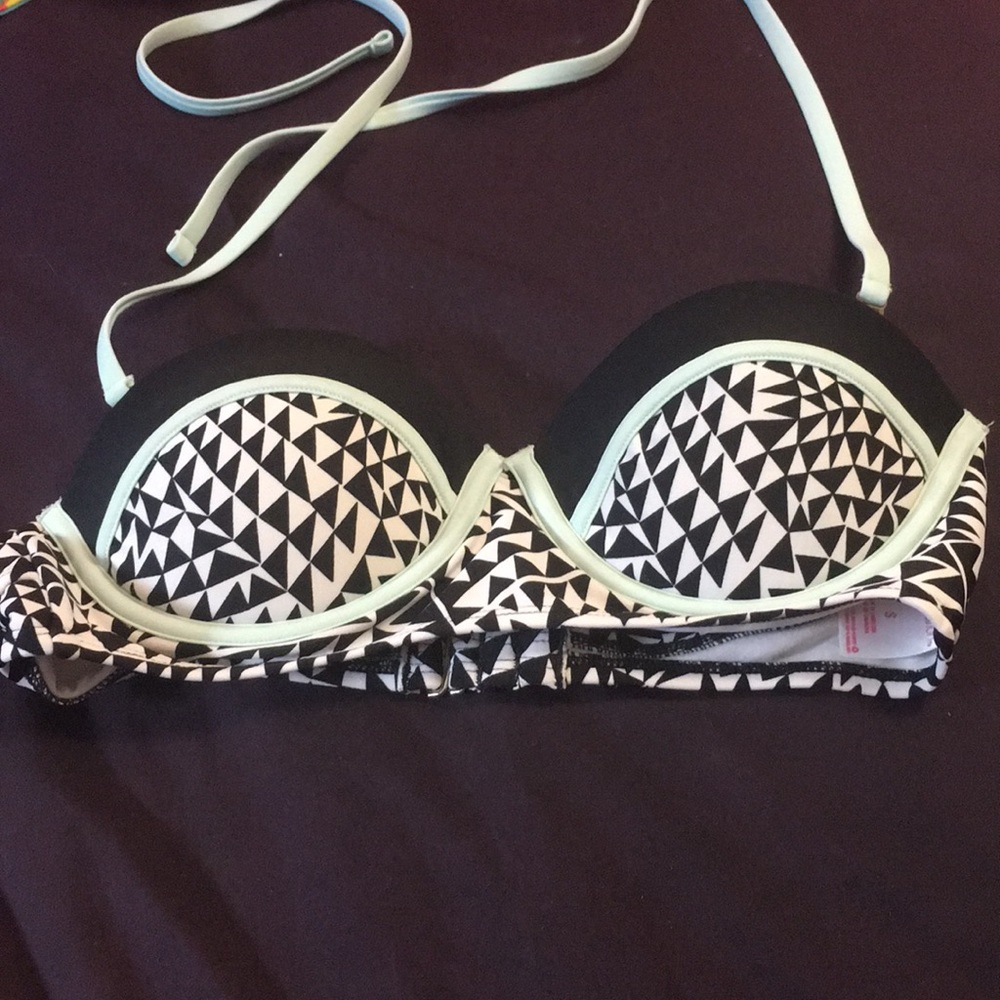bikini top